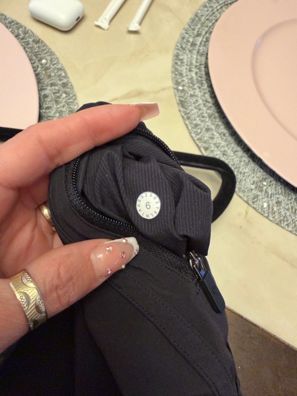 lululemon athletica Shorts - Picture 9 of 9
